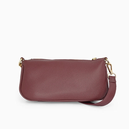 Bolso pequeño de hombro en color vinotinto con 2 correas removibles