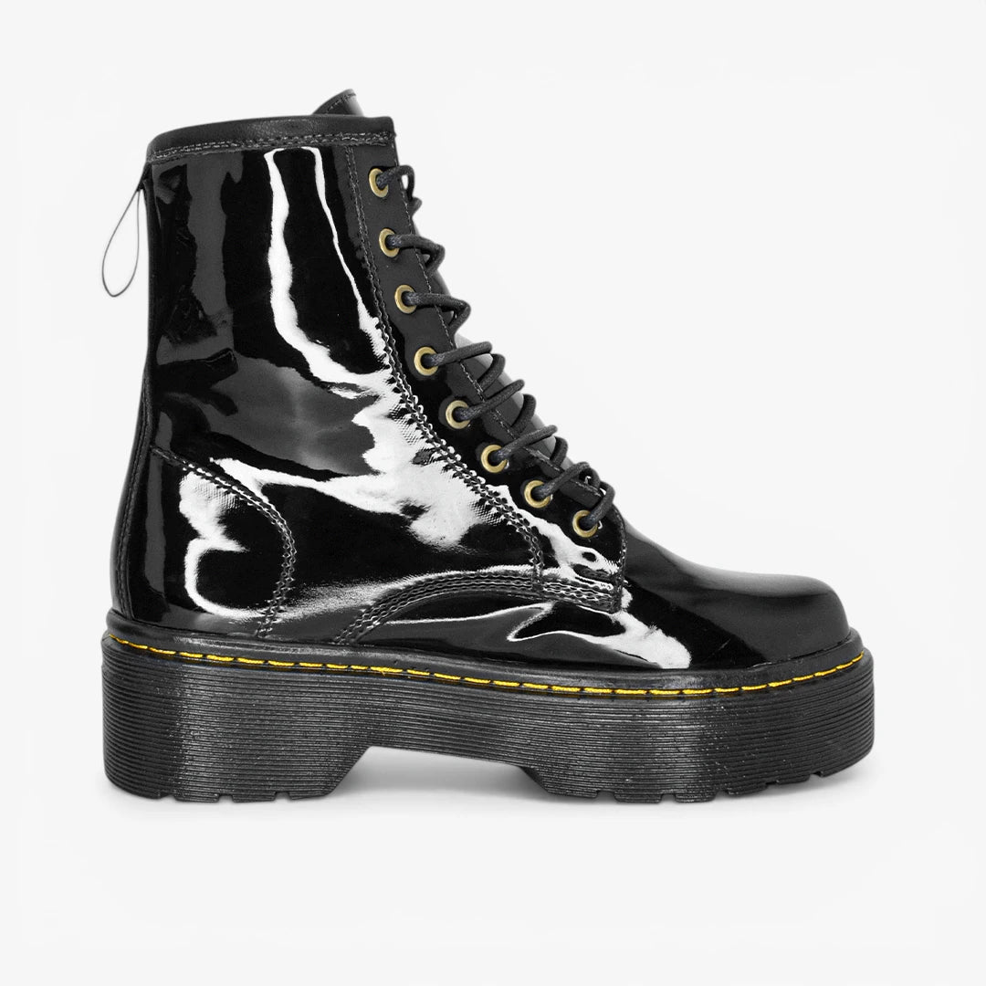 Botines para mujer en color negro charol