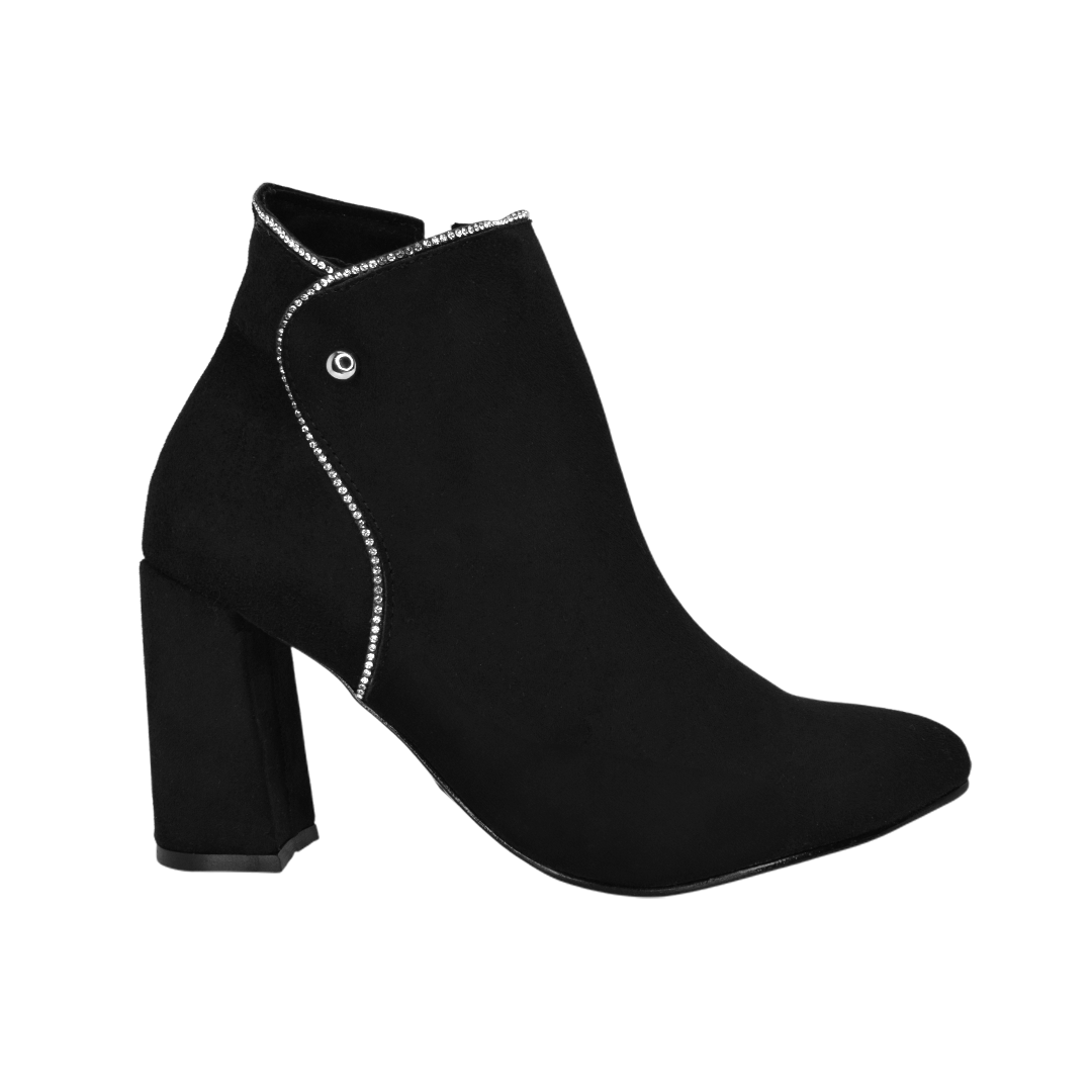 Botines para mujer en color negro