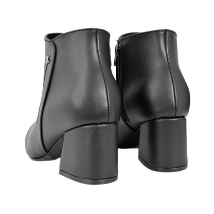 Botines para mujer en color negro