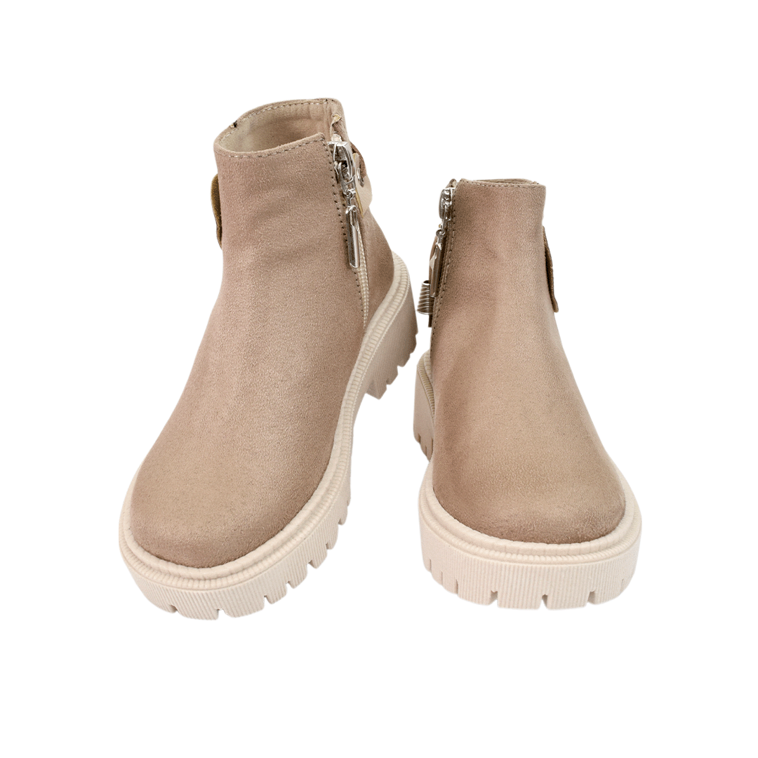 Botines para niña en color arena