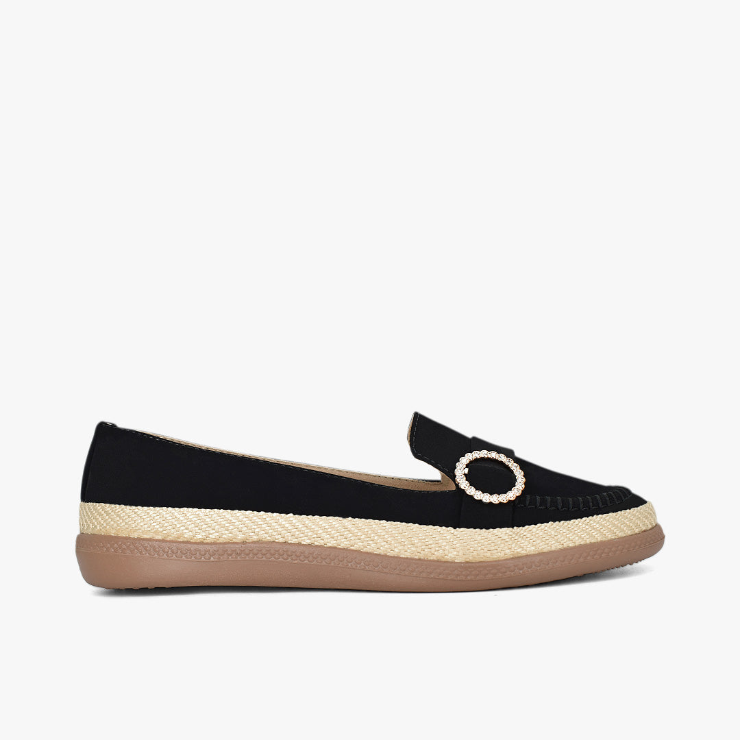 Casuales para mujer en color negro