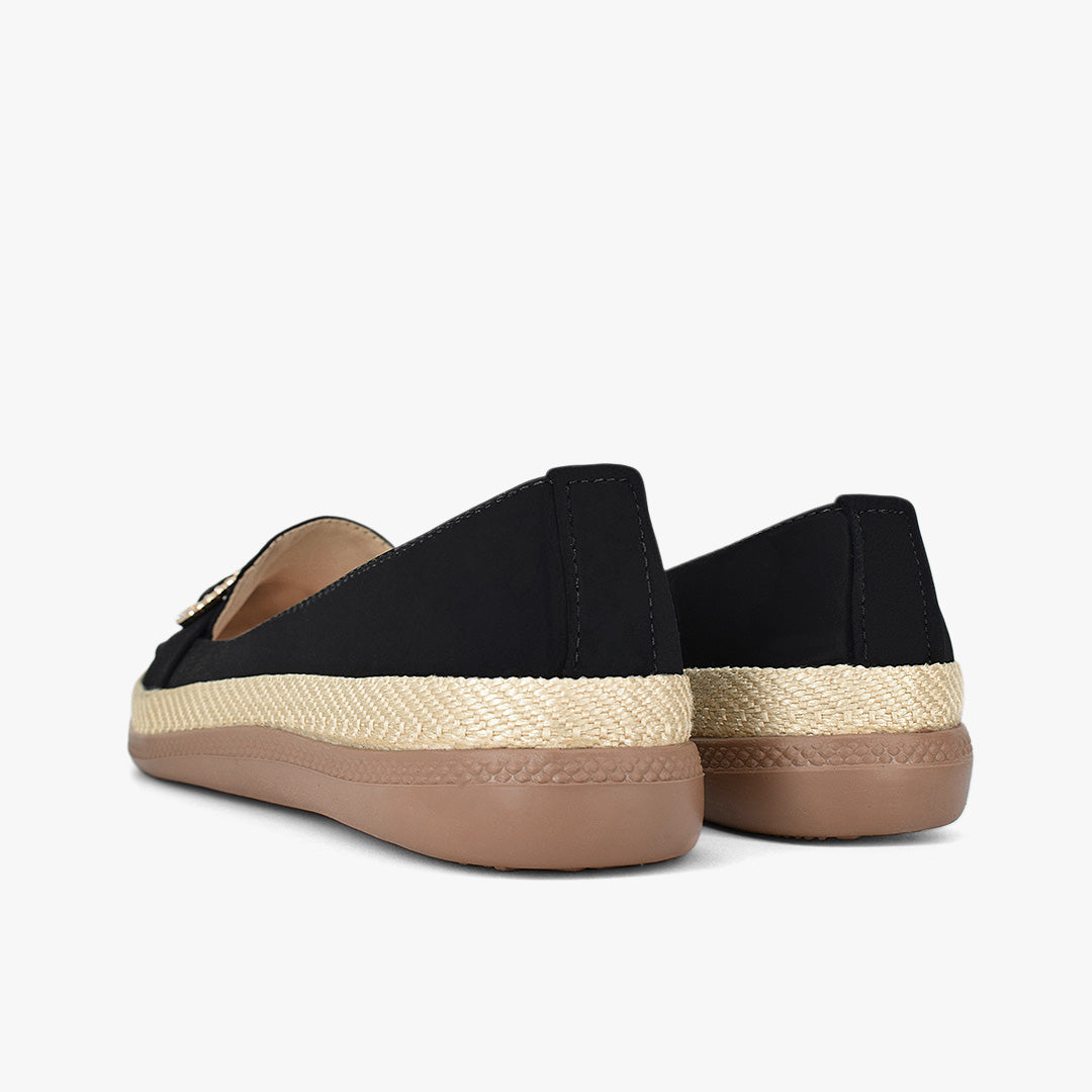 Casuales para mujer en color negro