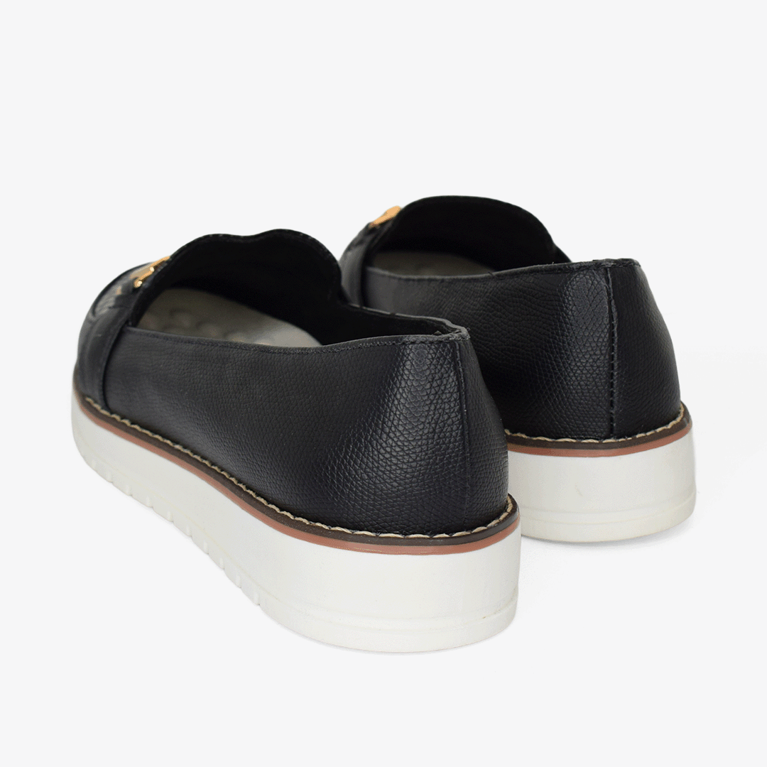 Mocasines para mujer en color negro
