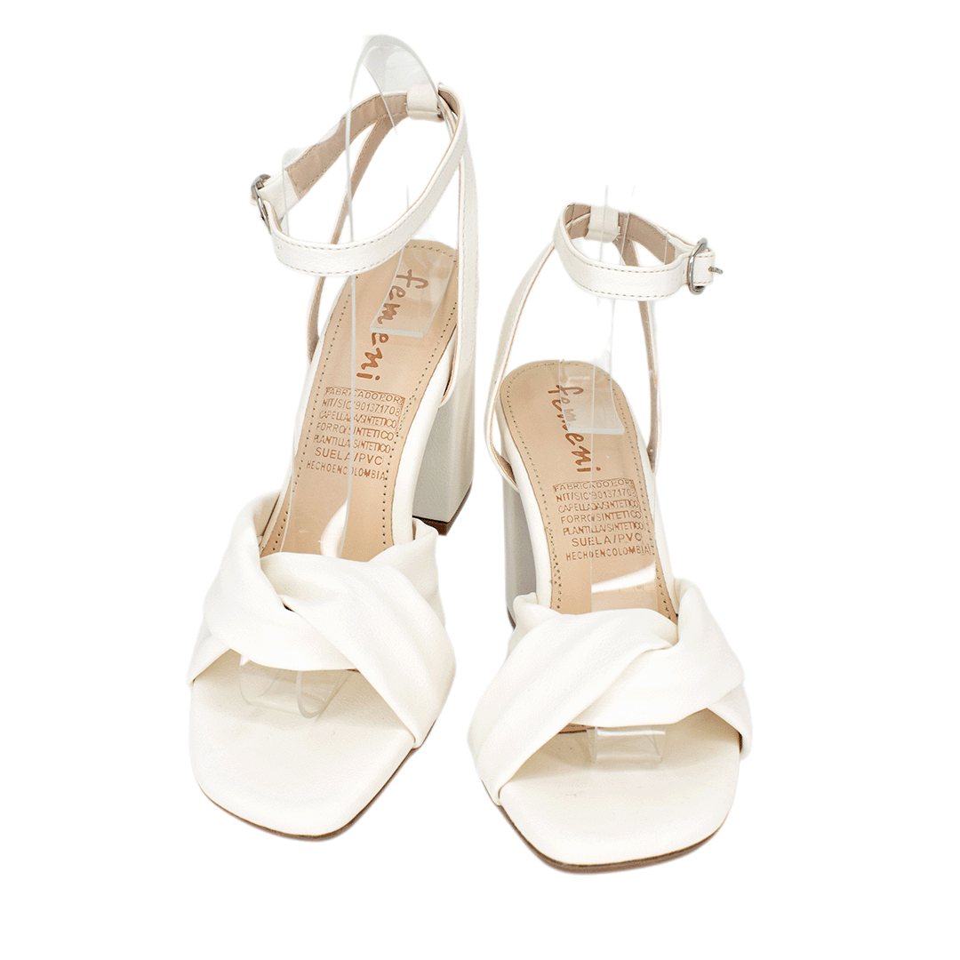 Sandalias con tacón para mujer en color talco