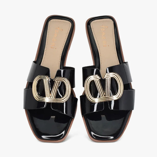 Sandalias planas para mujer en color negro
