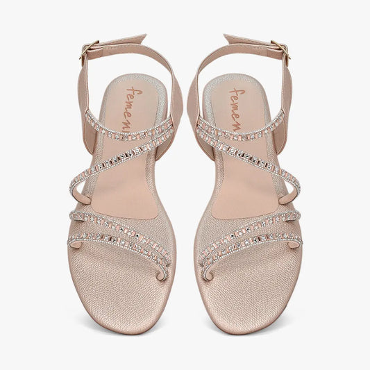 Sandalias planas para mujer en color oro rosa