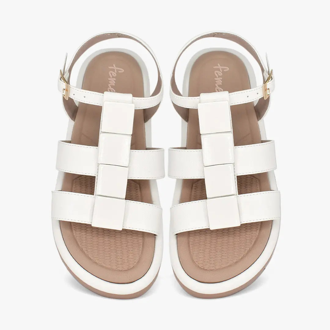Sandalias para mujer en color talco