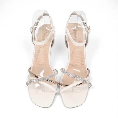 Sandalias con tacón para mujer en color talco