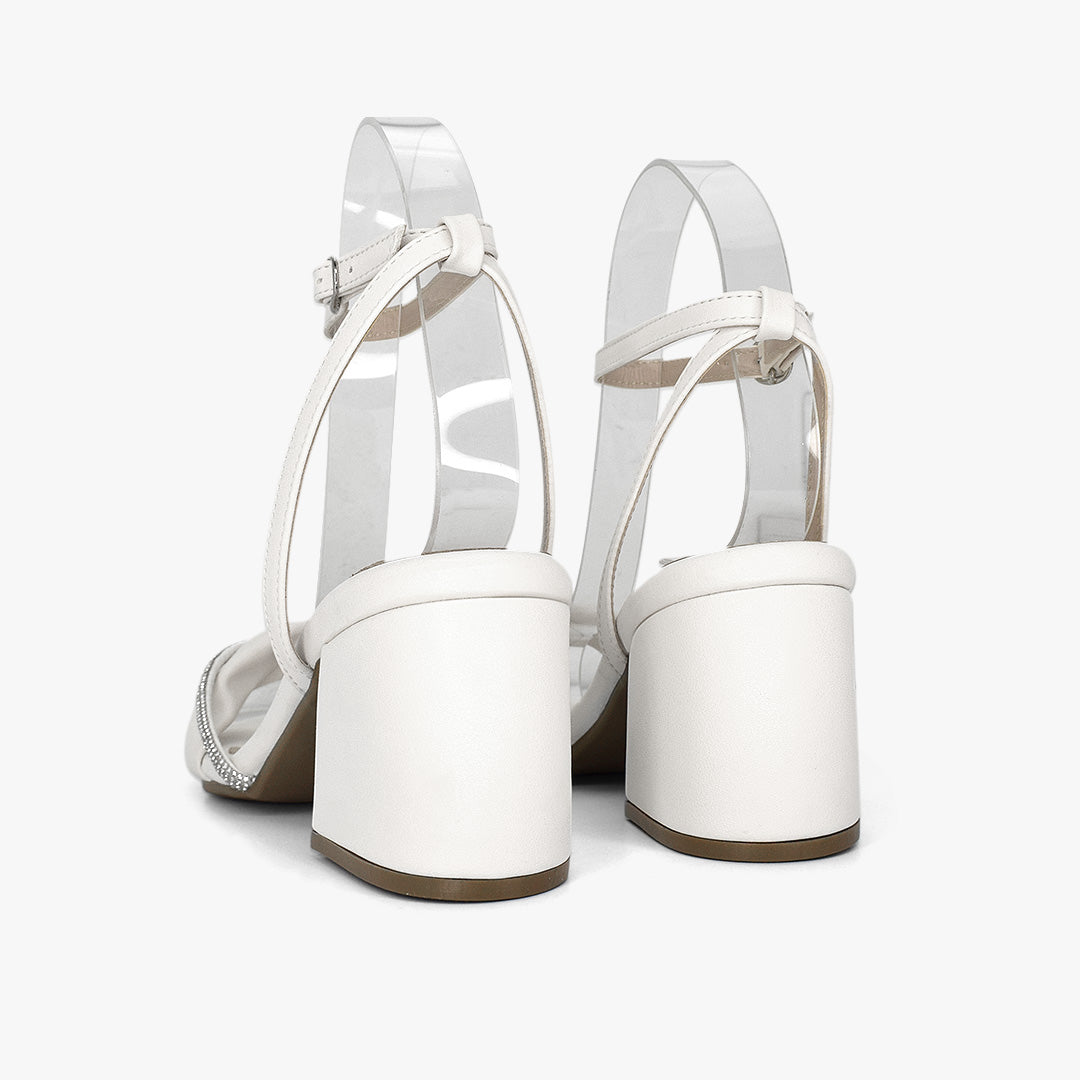 Sandalias con tacón para mujer en color talco