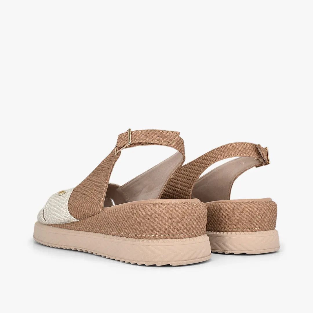 Sandalias para mujer en color talco