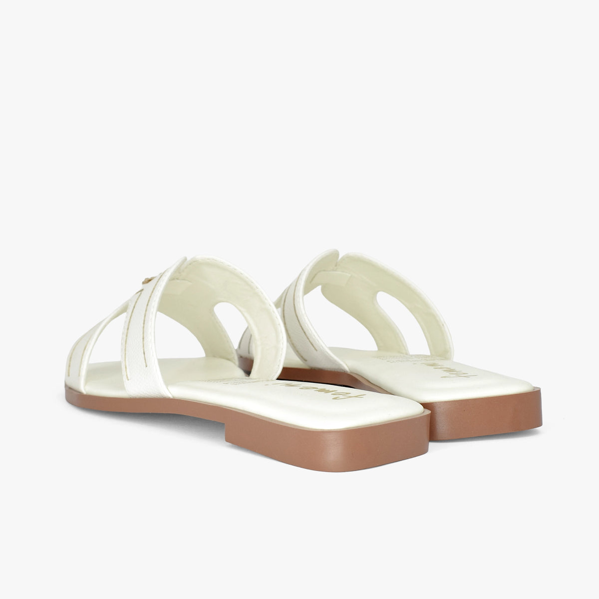 Color: Talco 
