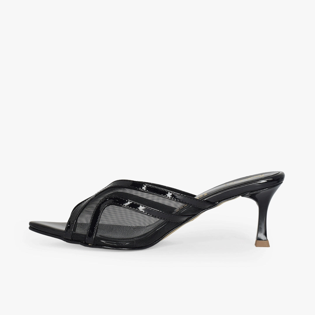 Color: Negro