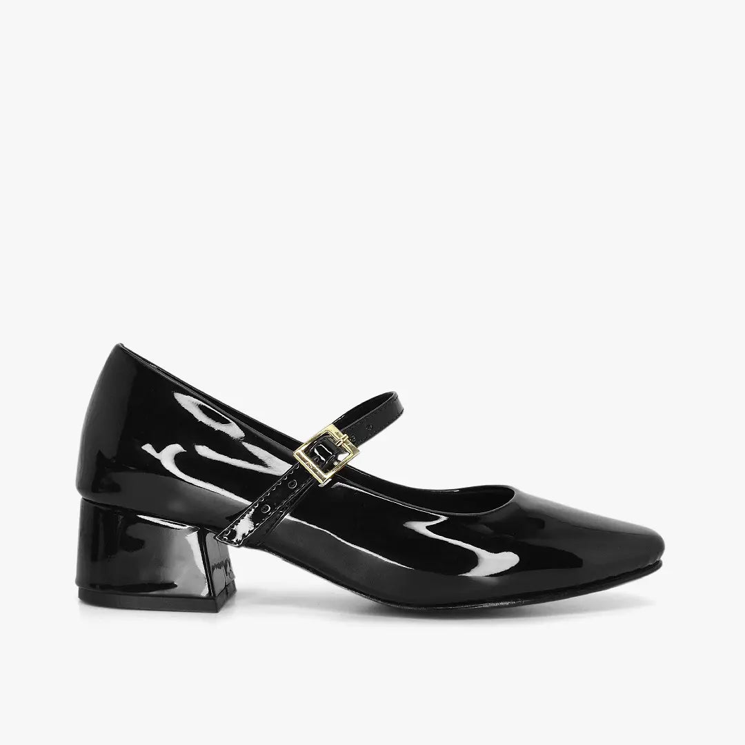 Tacones para mujer en color negro