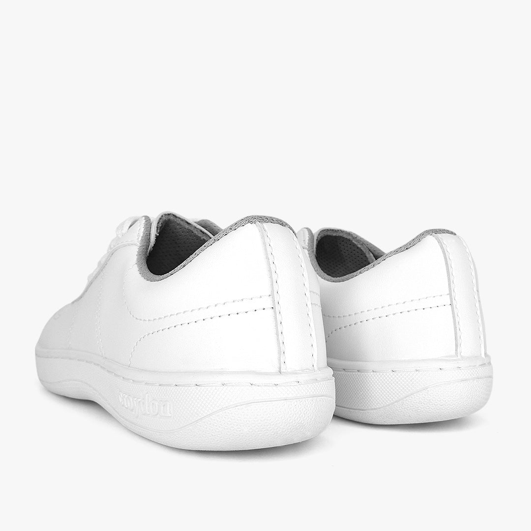 Tenis Croydon colegial unisex en color blanco