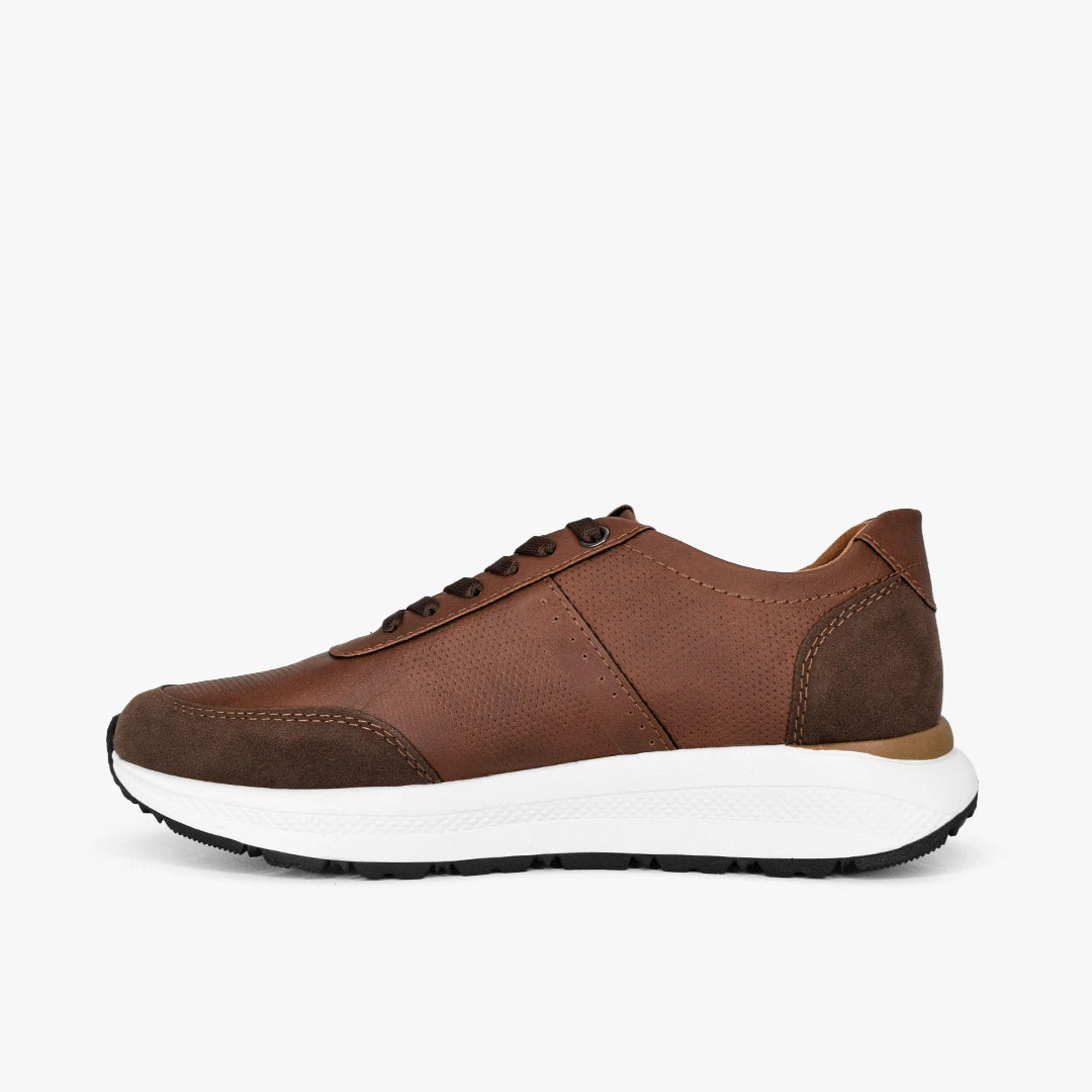 Tenis para hombre en color caramelo
