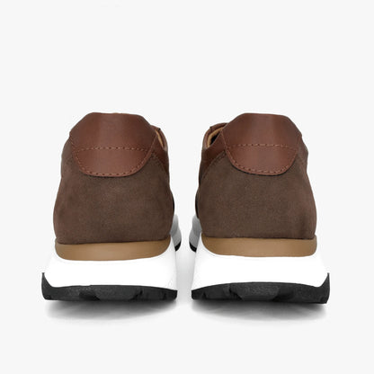 Tenis para hombre en color caramelo