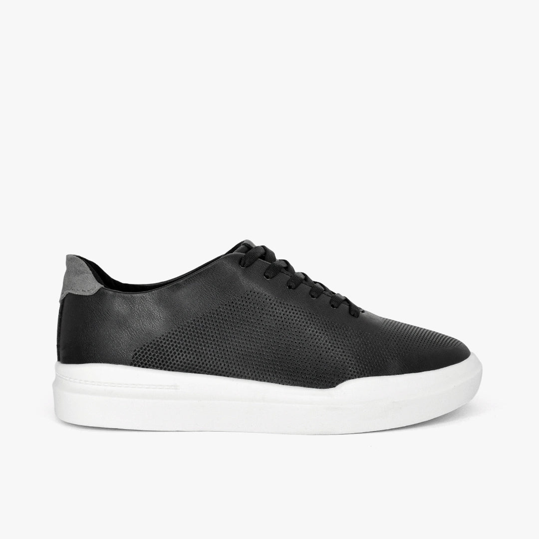 Tenis para hombre en color negro