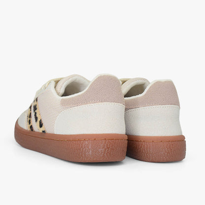 Tenis para mujer en color arena