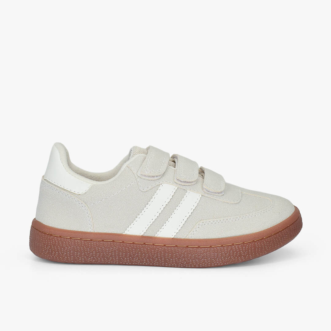 Tenis para mujer en color arena