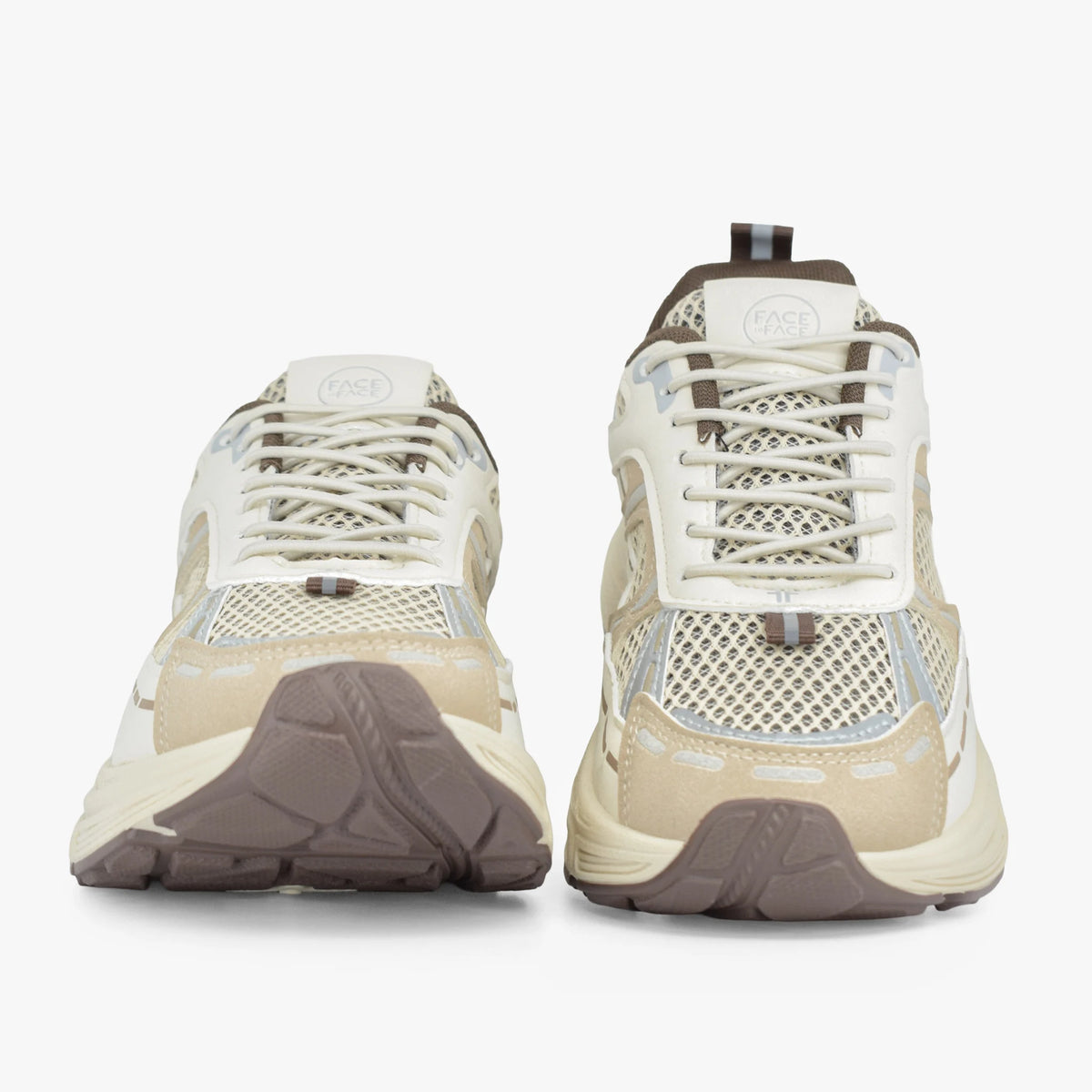 Tenis para mujer en color beige