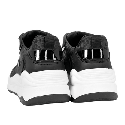 Tenis para mujer en color negro