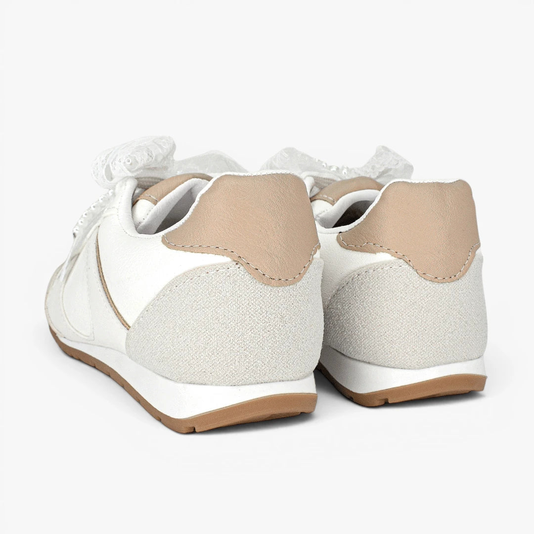 Tenis para mujer en color talco
