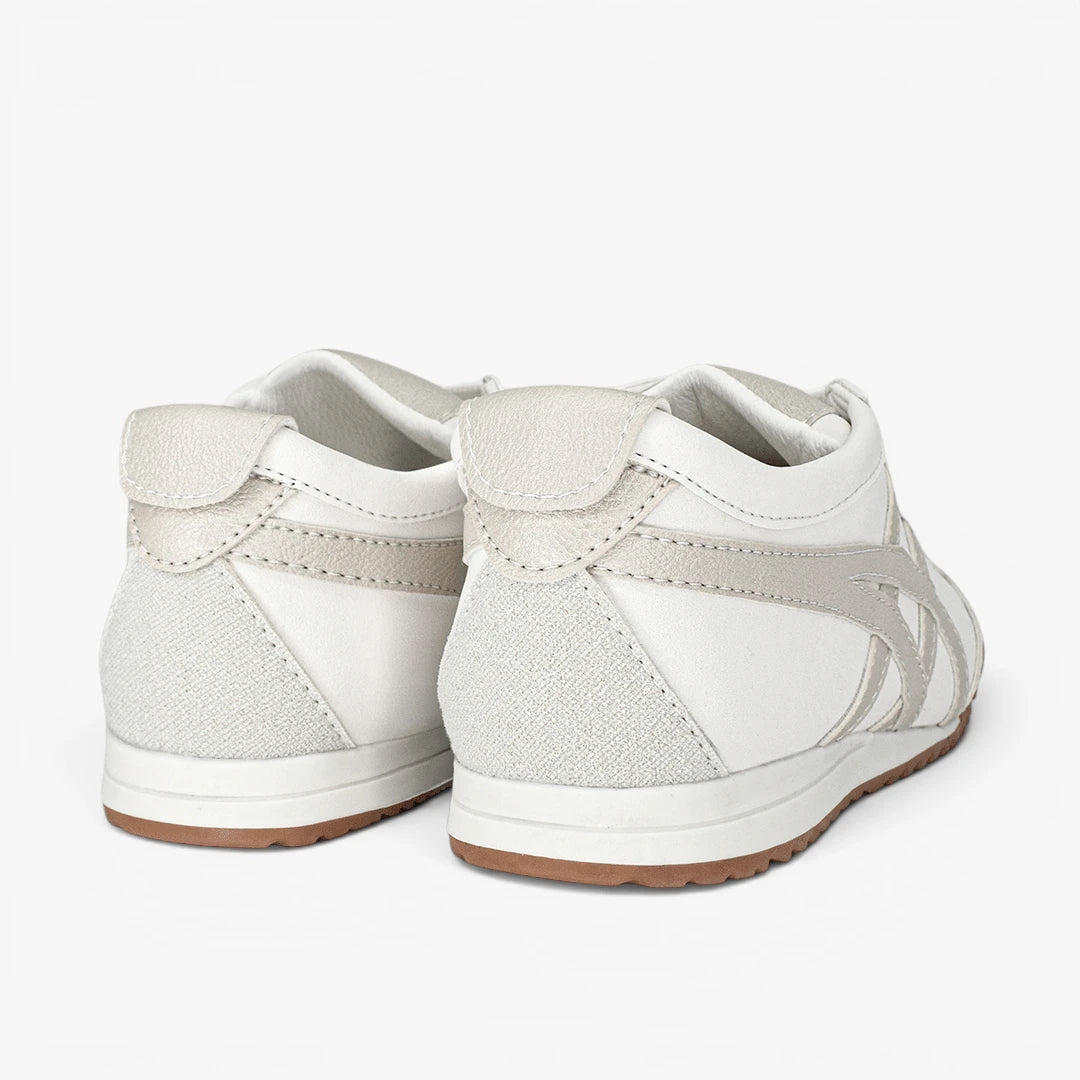 Tenis para mujer en color vainilla