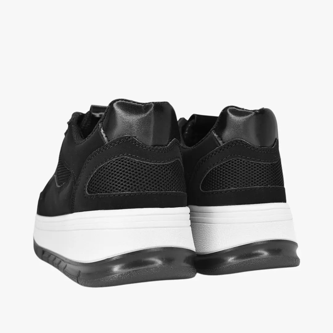 Tenis para mujer en color negro