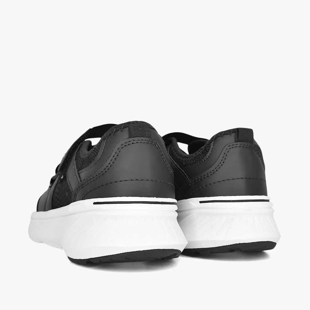 Tenis para mujer en color negro