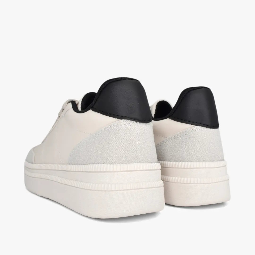 Tenis para mujer en color marfil