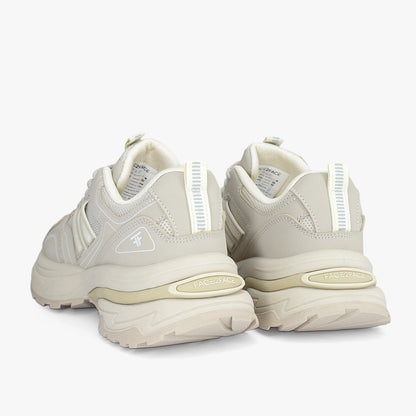 Tenis para mujer en color almendra