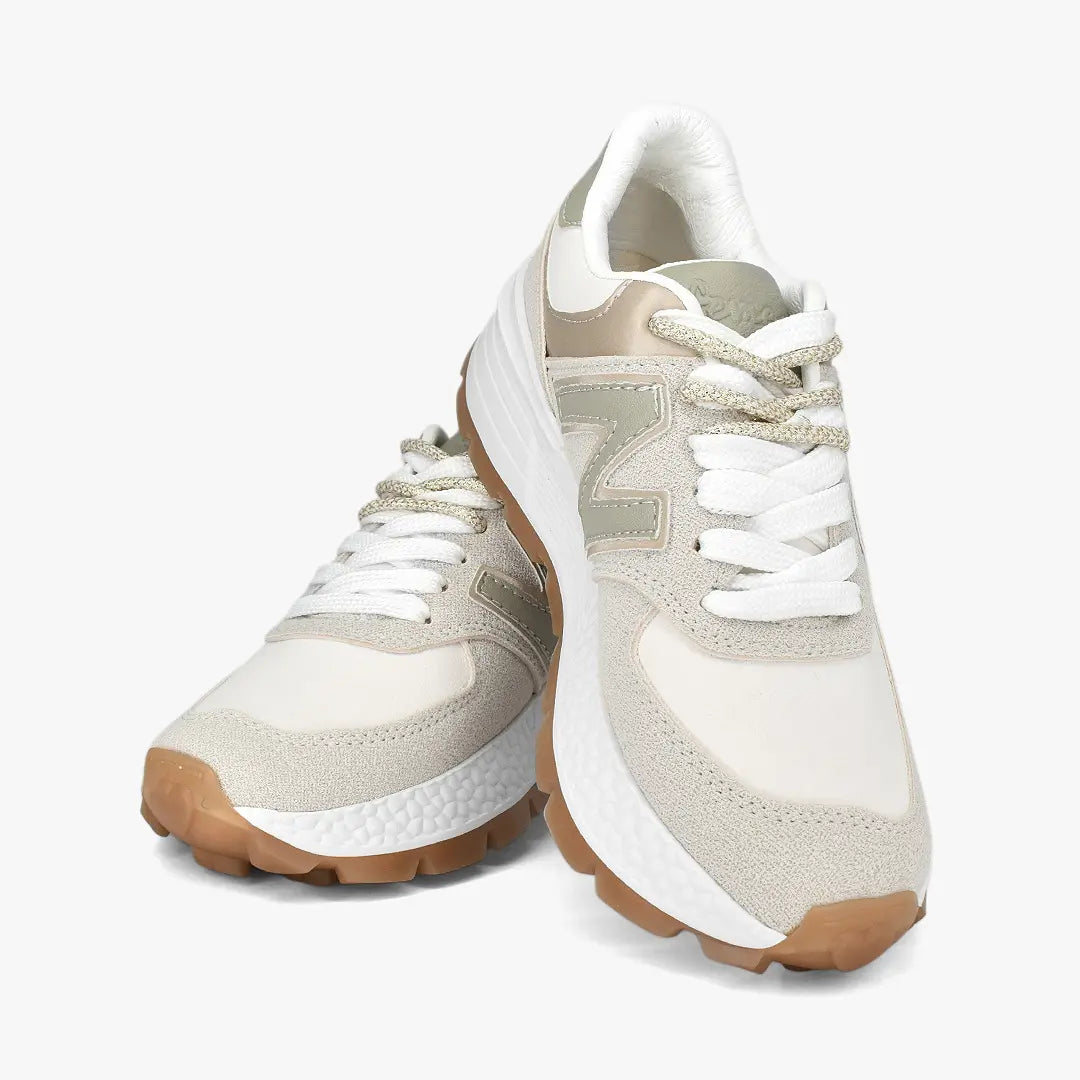 Tenis para mujer en color vainilla