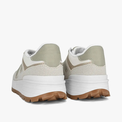 Tenis para mujer en color vainilla