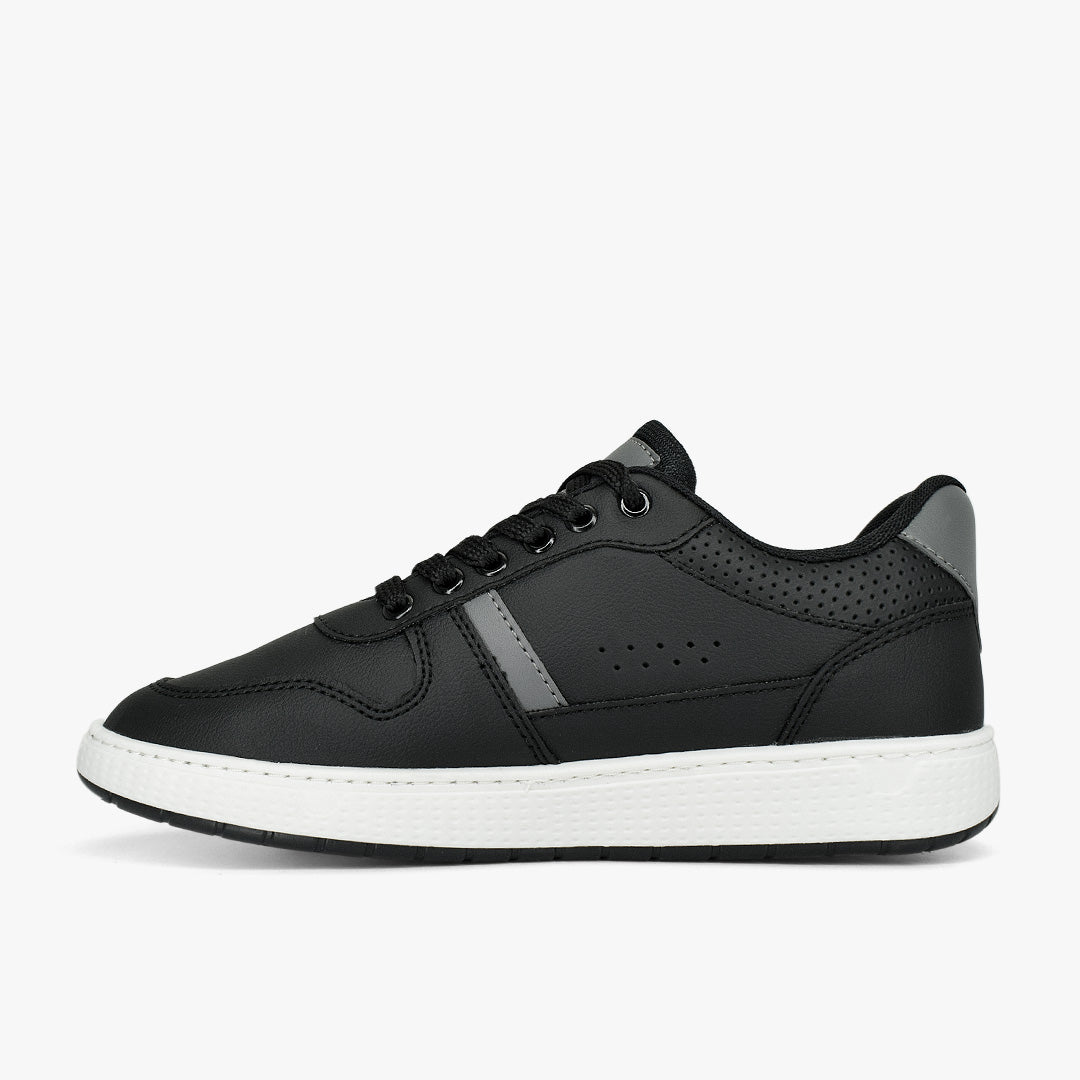 Tenis para niño en color negro