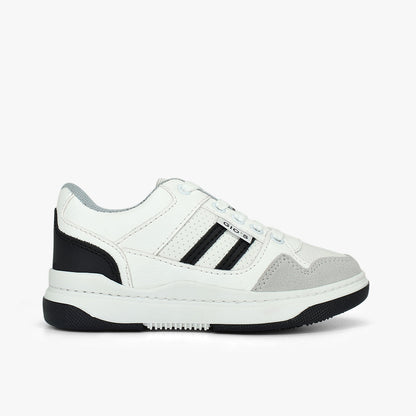 Tenis para niño en color talco