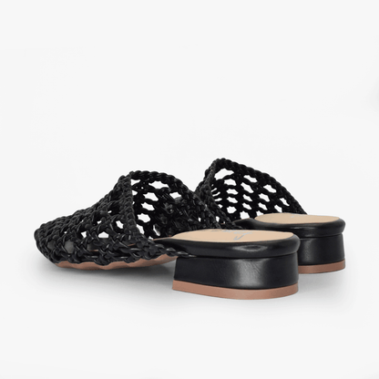Color: Negro