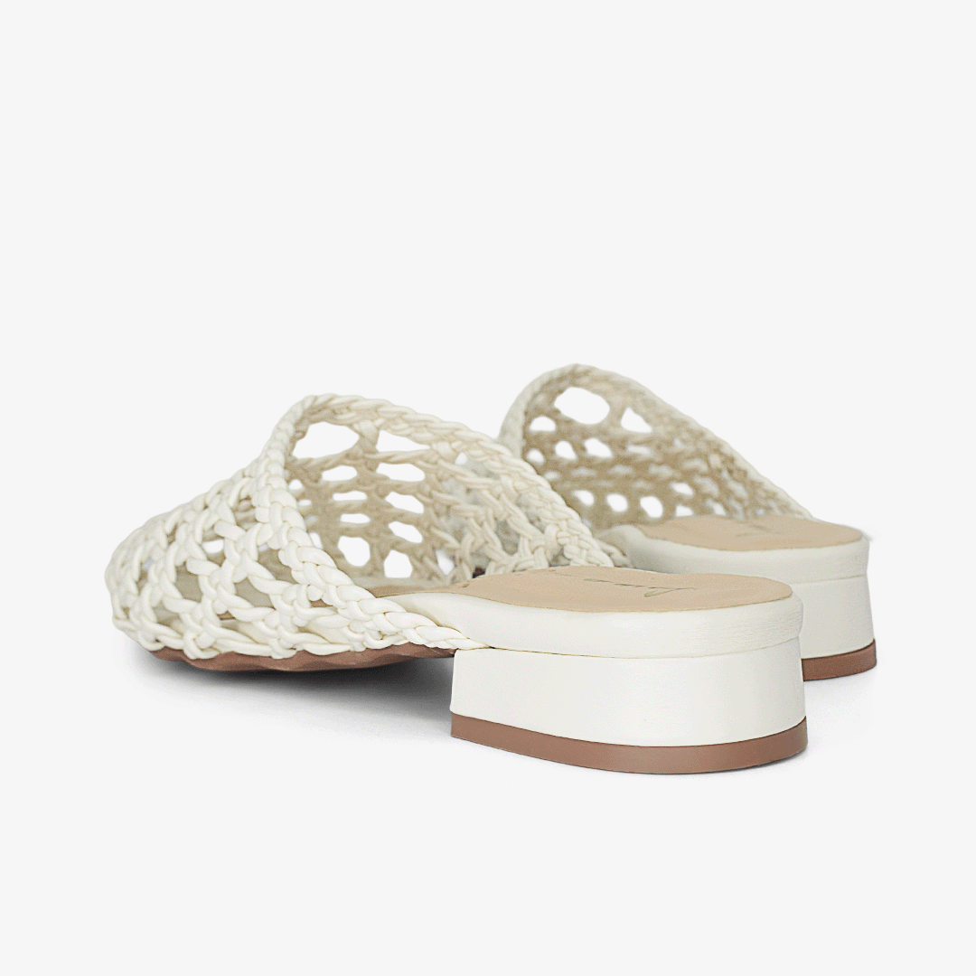 Color: Talco 