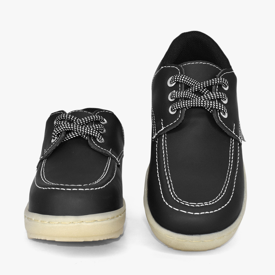 Zapato Croydon colegial unisex en color negro