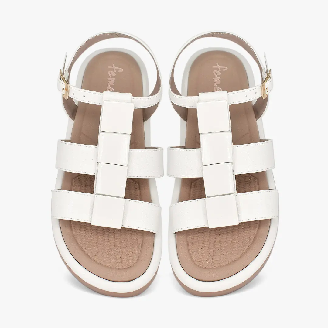 Sandalias para mujer en color talco