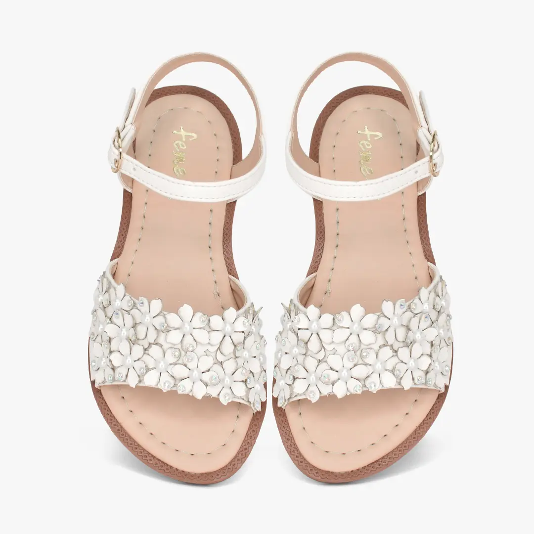 Sandalias para niña en color talco