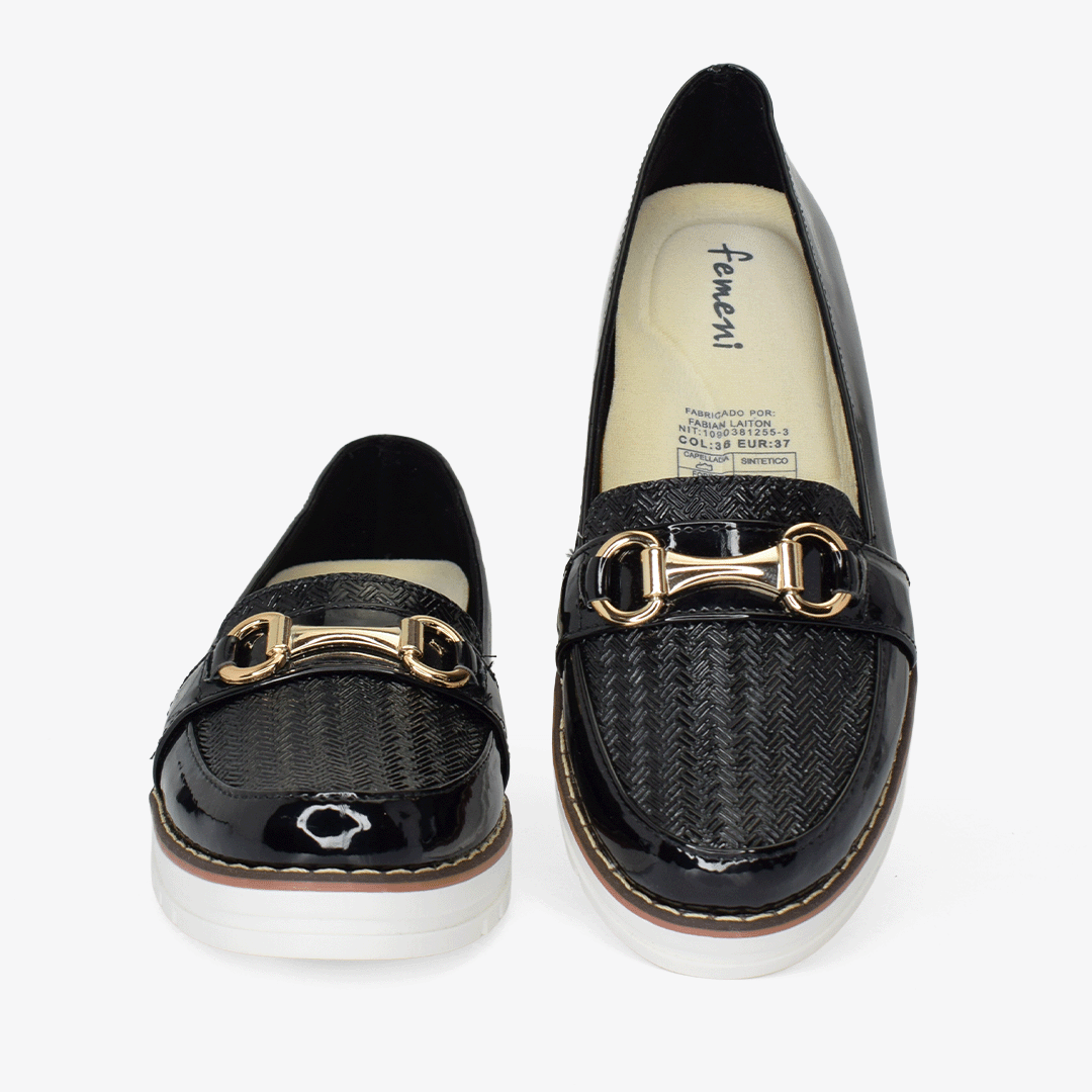 Mocasines para mujer en color negro - Imagen 2