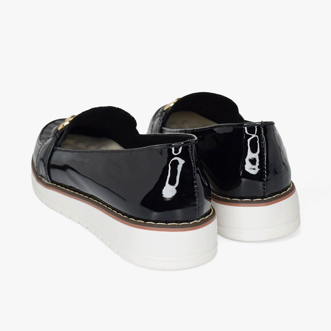 Mocasines para mujer en color negro - Imagen 4