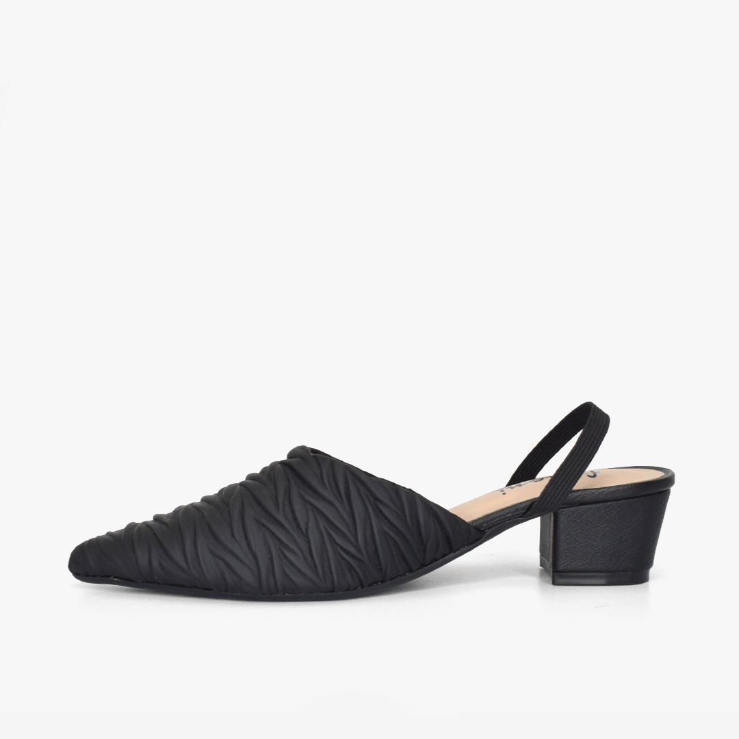 Tacones para mujer en color negro - Imagen 3